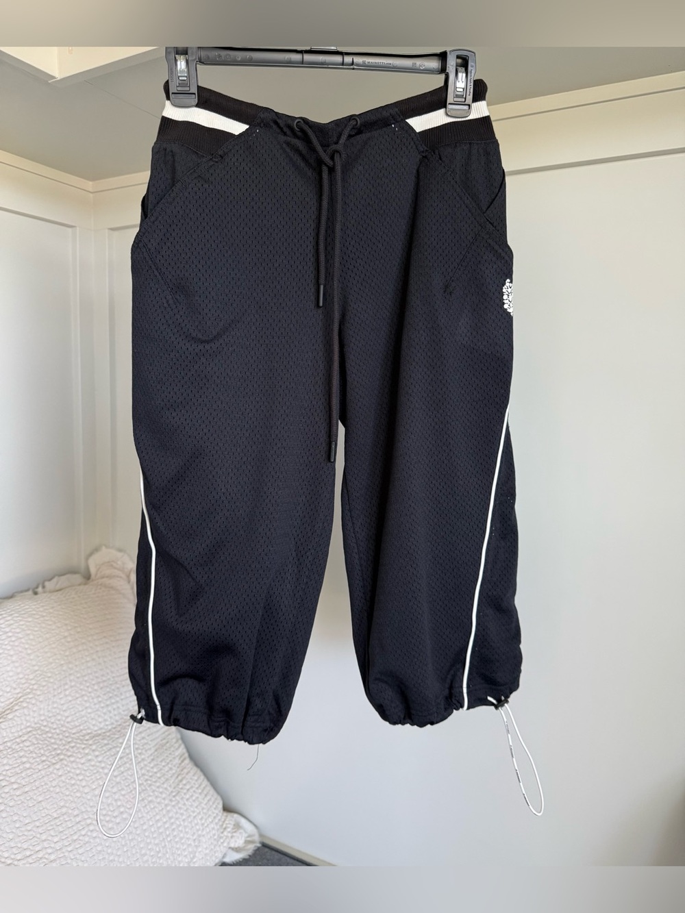 NWT Hot Mesh Black Drawstring Capri Pants XS